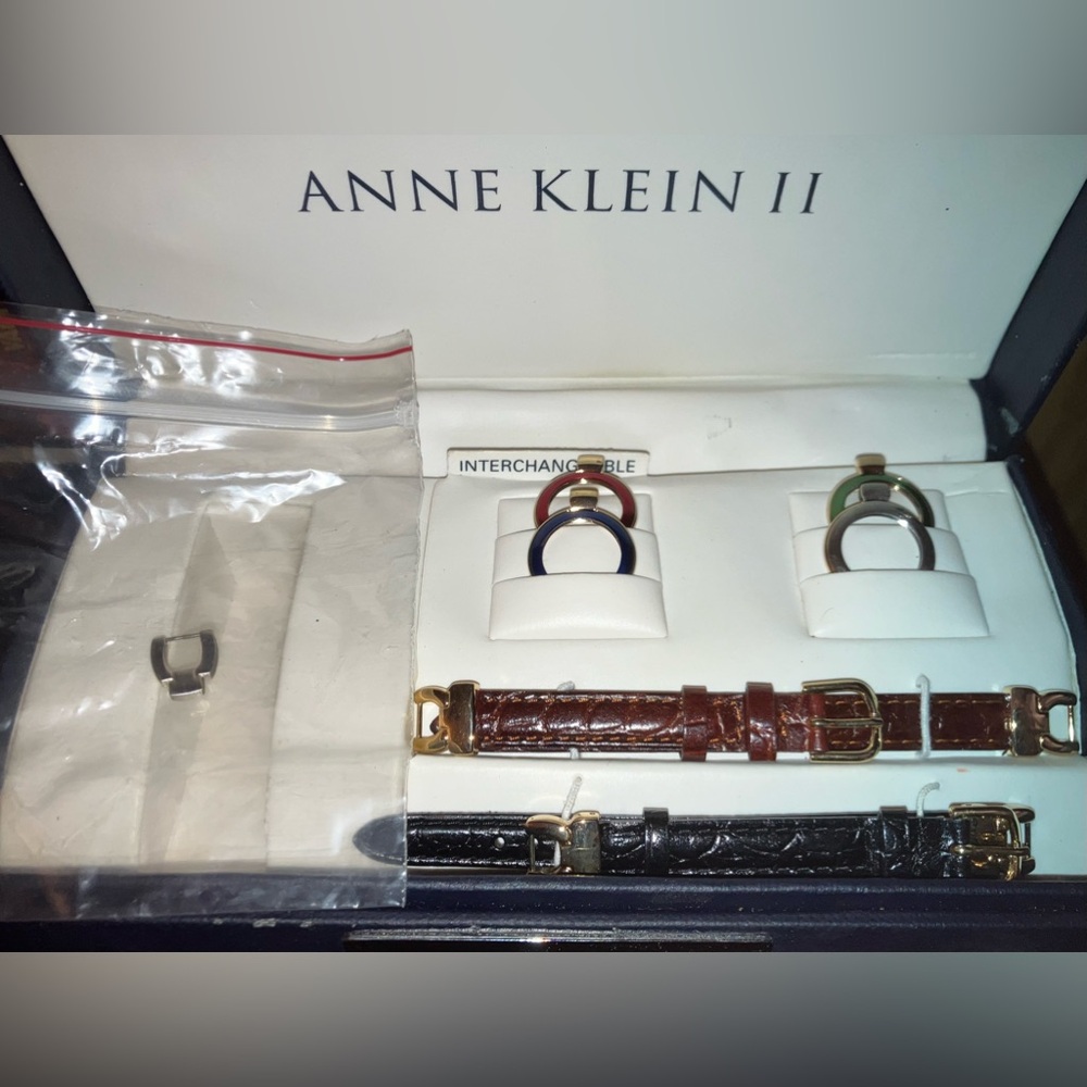 Anne Klein Watch 2 interchangeable bands And 4 Bezels *No Watch*